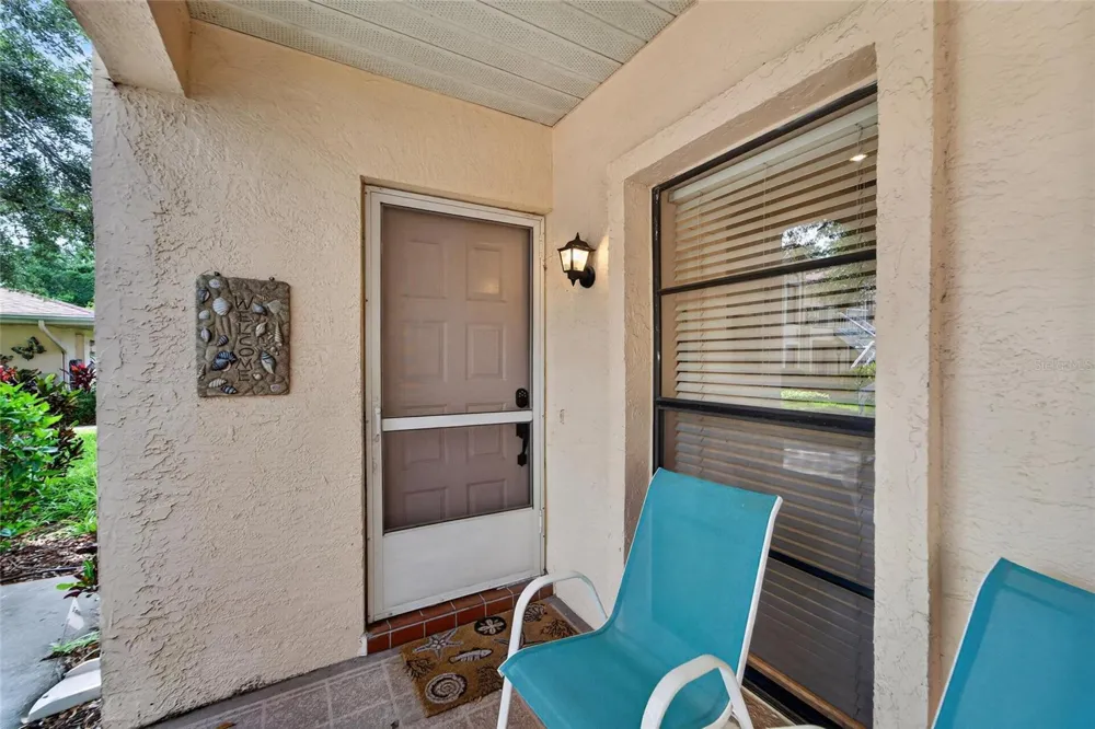 319 KNOTTWOOD COURT #2 Sun City Center, FL 33573