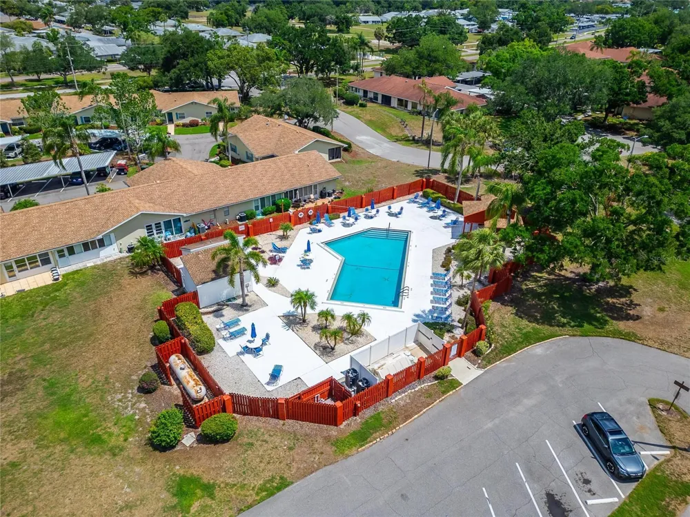319 KNOTTWOOD COURT #2 Sun City Center, FL 33573