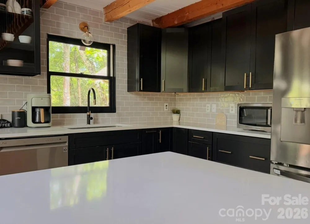 89 Woodcliff Loop Newland, NC 28657