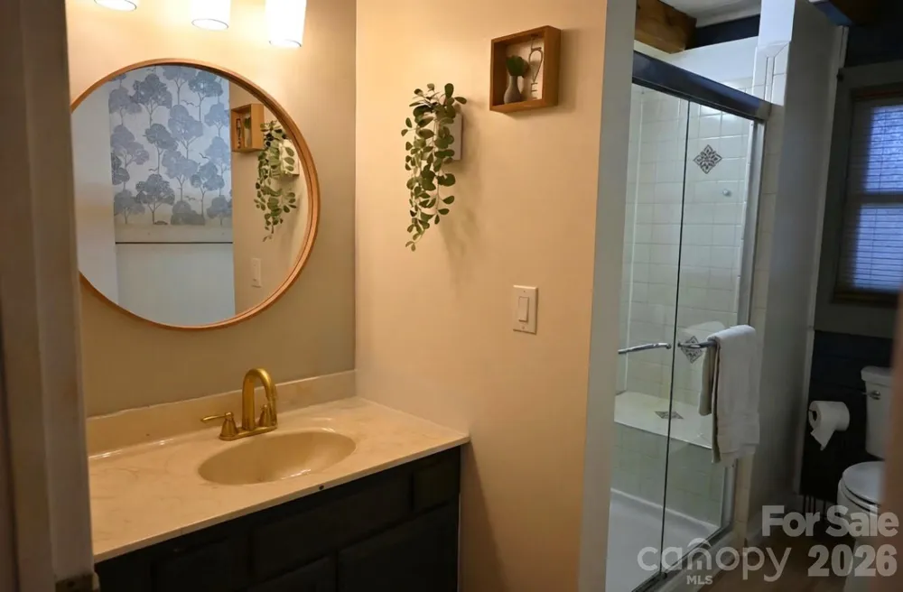 89 Woodcliff Loop Newland, NC 28657