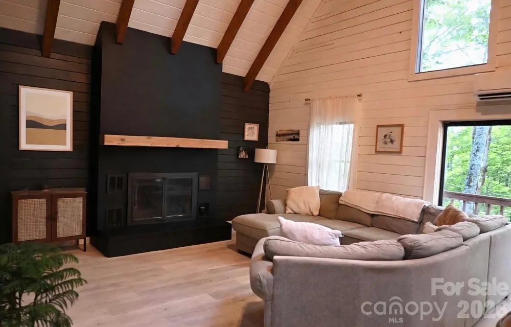89 Woodcliff Loop Newland, NC 28657