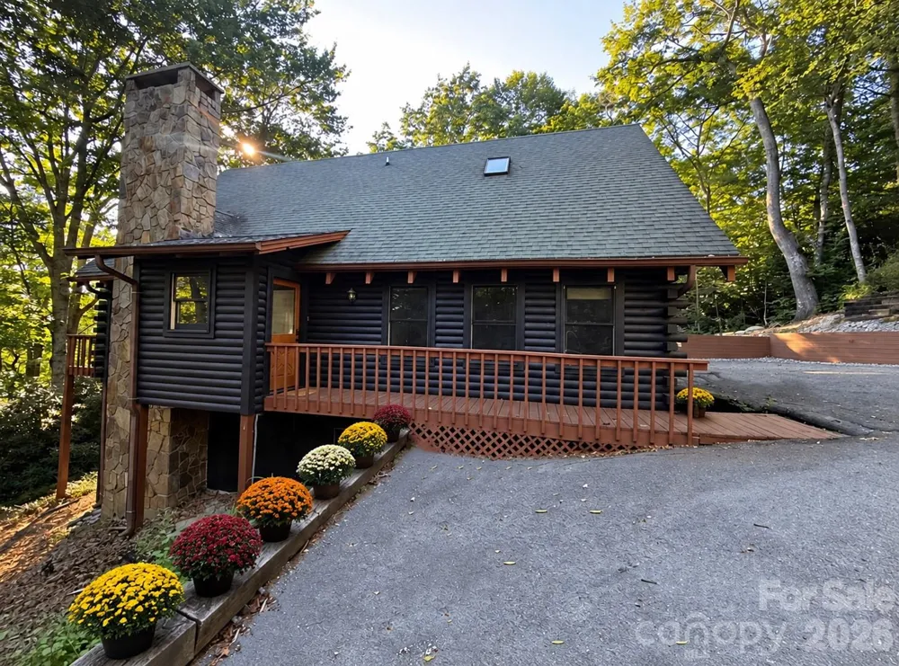 89 Woodcliff Loop Newland, NC 28657