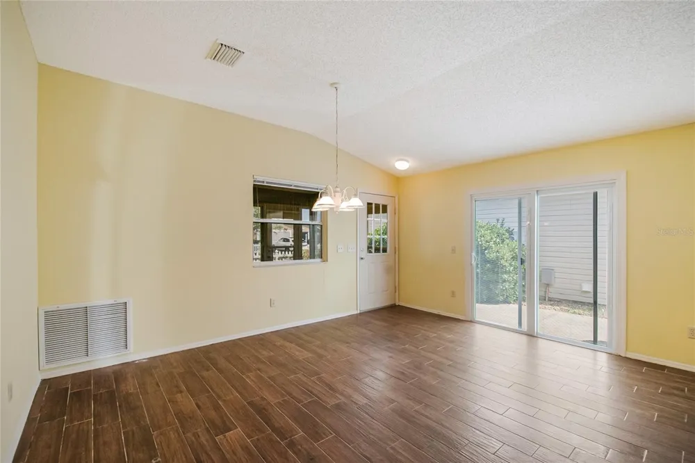 2454 SOUTHERN OAK STREET The Villages, FL 32162