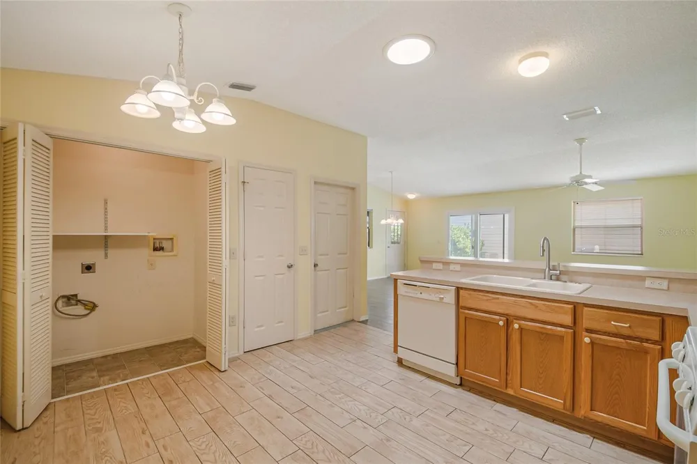 2454 SOUTHERN OAK STREET The Villages, FL 32162