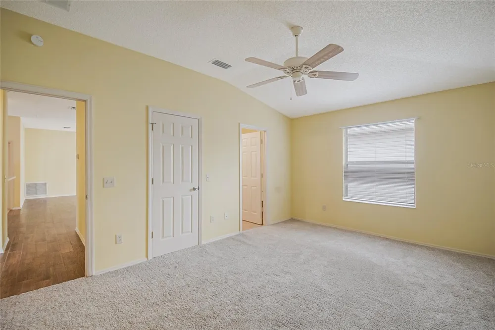 2454 SOUTHERN OAK STREET The Villages, FL 32162