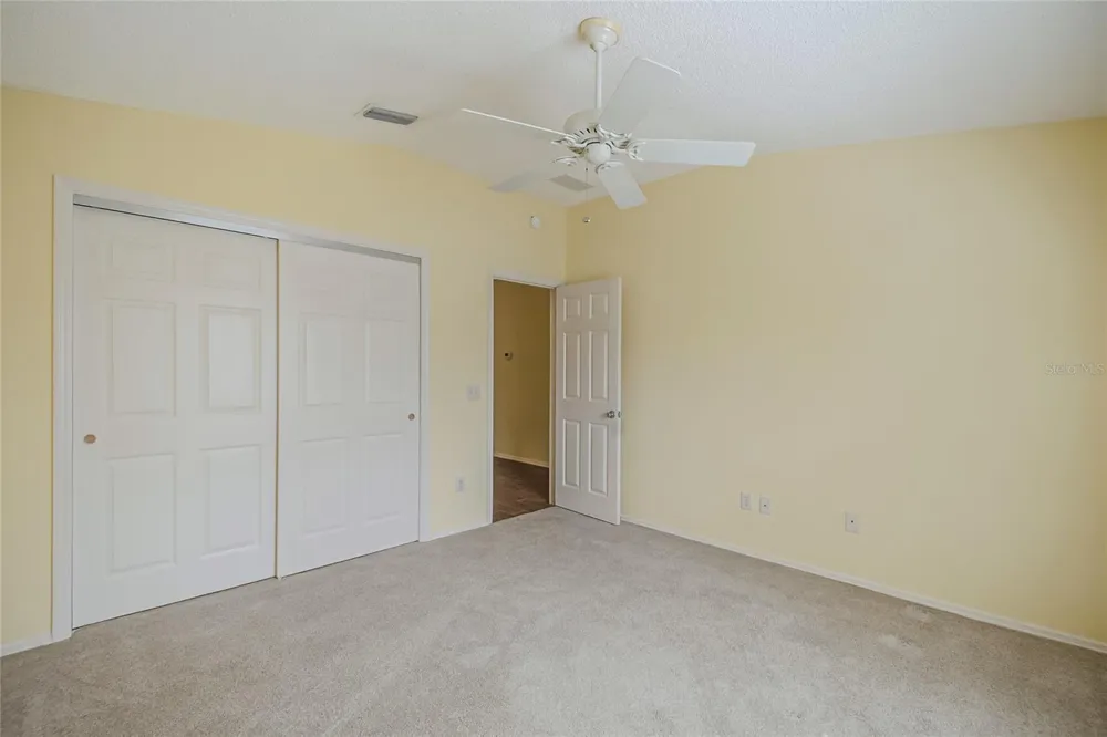 2454 SOUTHERN OAK STREET The Villages, FL 32162