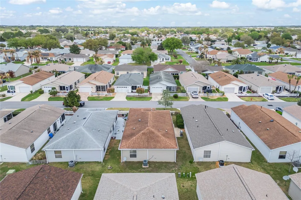 2454 SOUTHERN OAK STREET The Villages, FL 32162