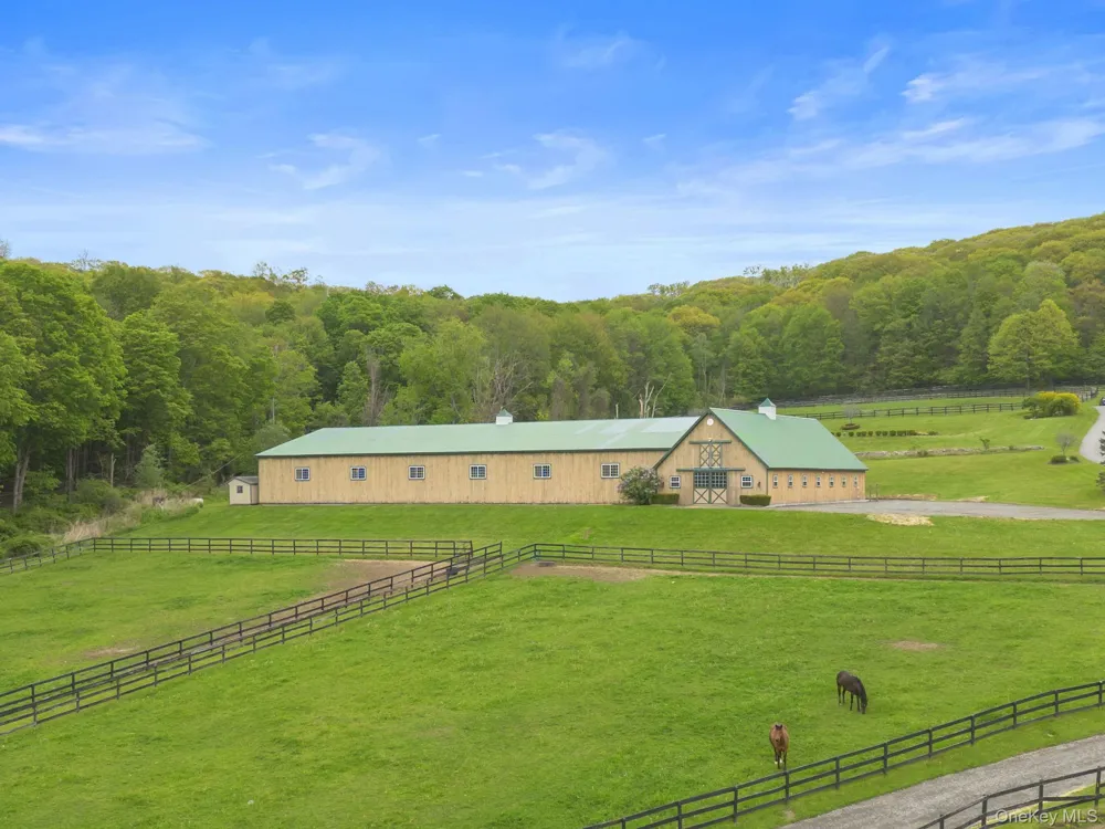 5 McCarthy Road Holmes, NY 12531