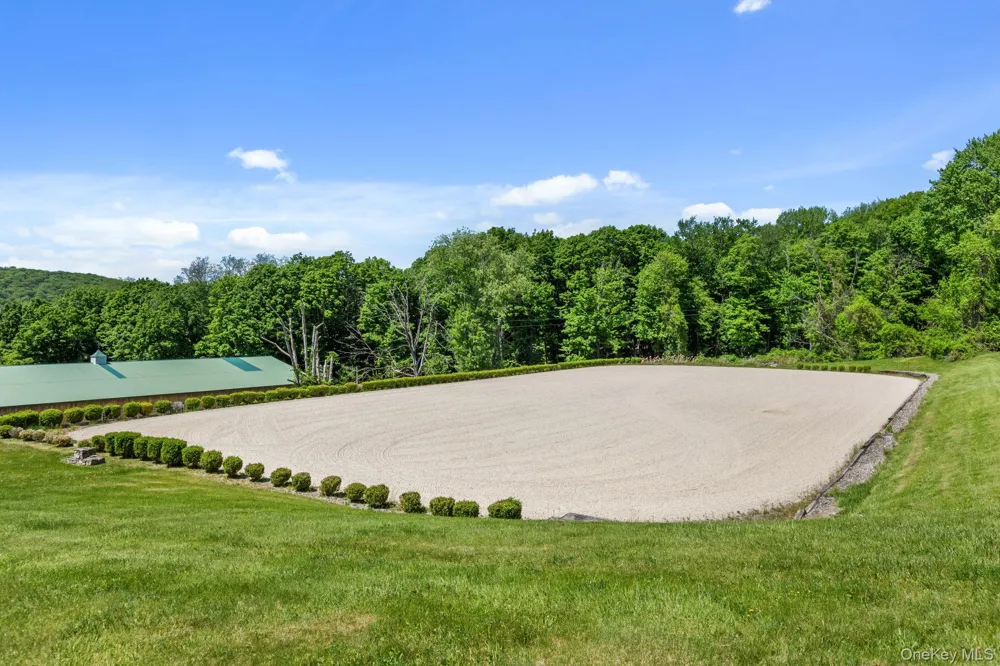 5 McCarthy Road Holmes, NY 12531