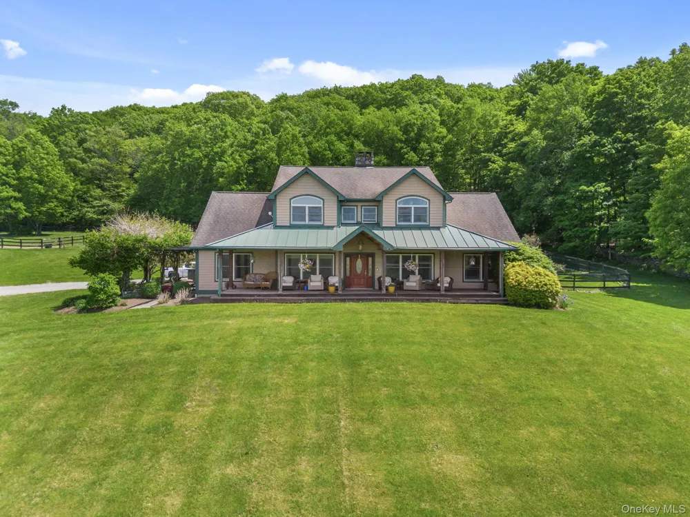5 McCarthy Road Holmes, NY 12531