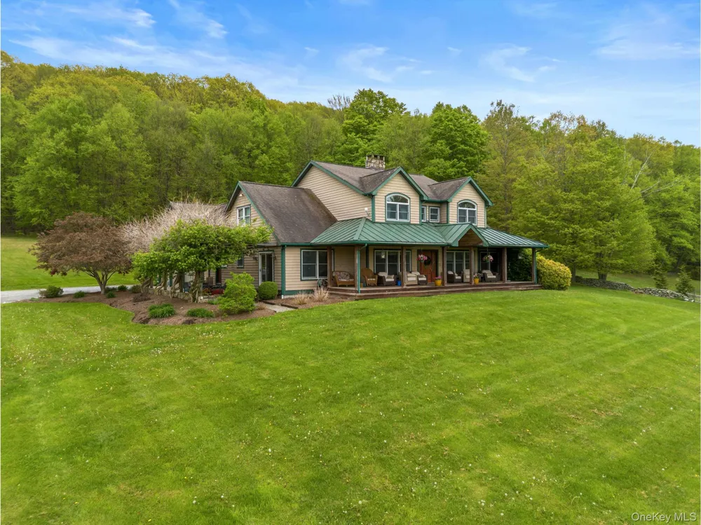 5 McCarthy Road Holmes, NY 12531