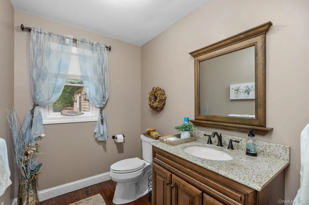 5 McCarthy Road Holmes, NY 12531
