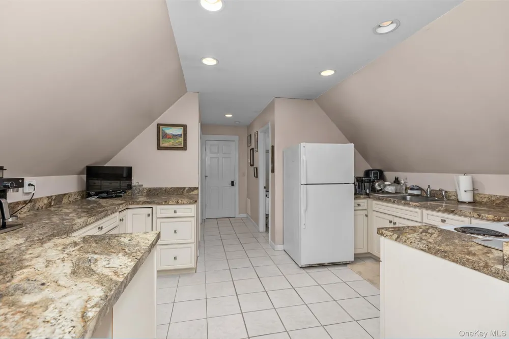 5 McCarthy Road Holmes, NY 12531