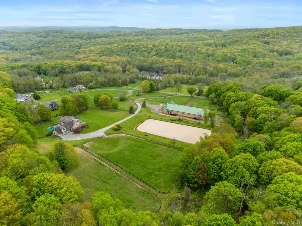 5 McCarthy Road Holmes, NY 12531