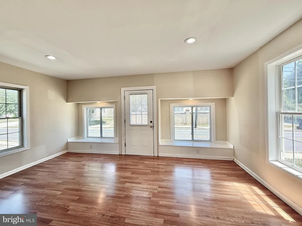 343 BLUE BELL ROAD Williamstown, NJ 08094