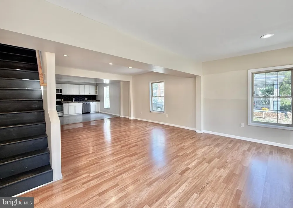 343 BLUE BELL ROAD Williamstown, NJ 08094