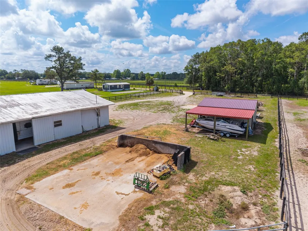 2009 SW 20TH STREET Bell, FL 32619