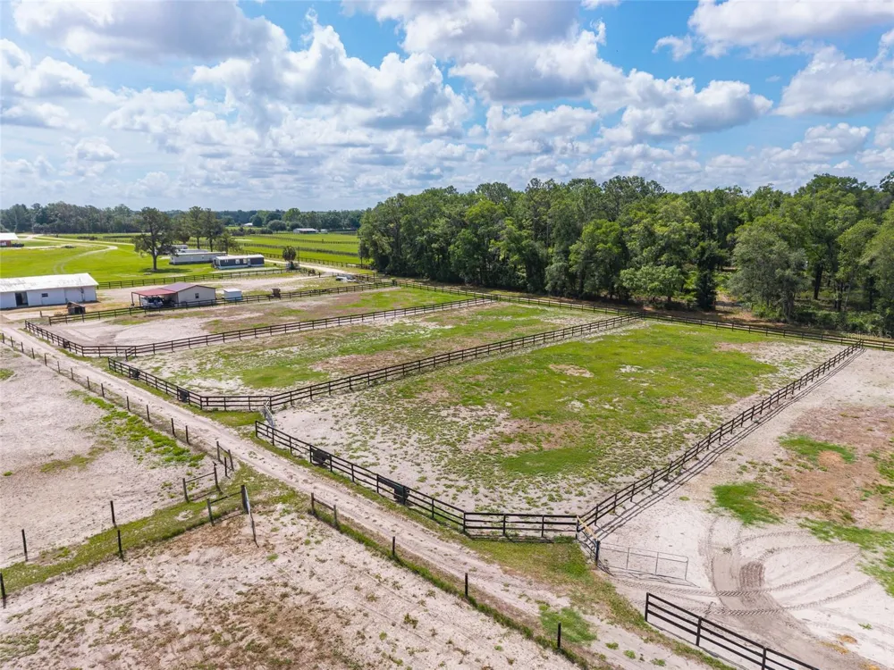2009 SW 20TH STREET Bell, FL 32619
