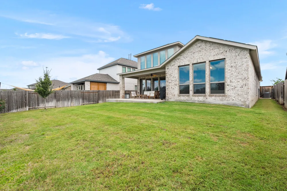 14404 Kira Lane Manor, TX 78653