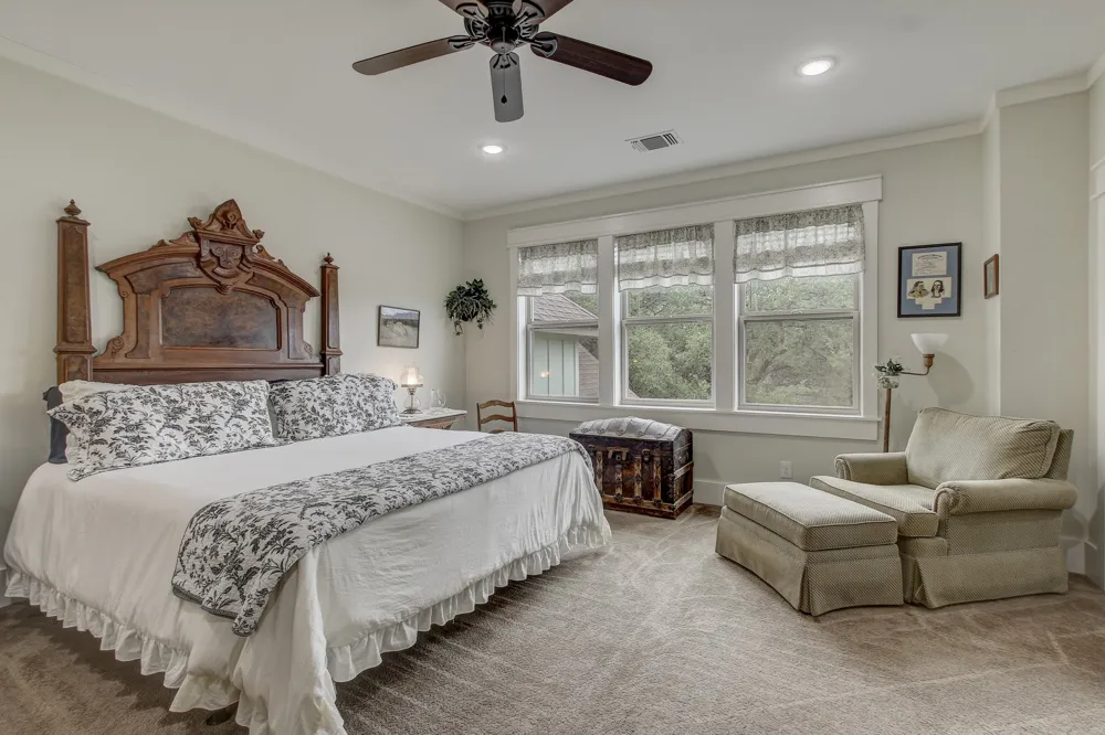104 Kendall Road Spicewood, TX 78669