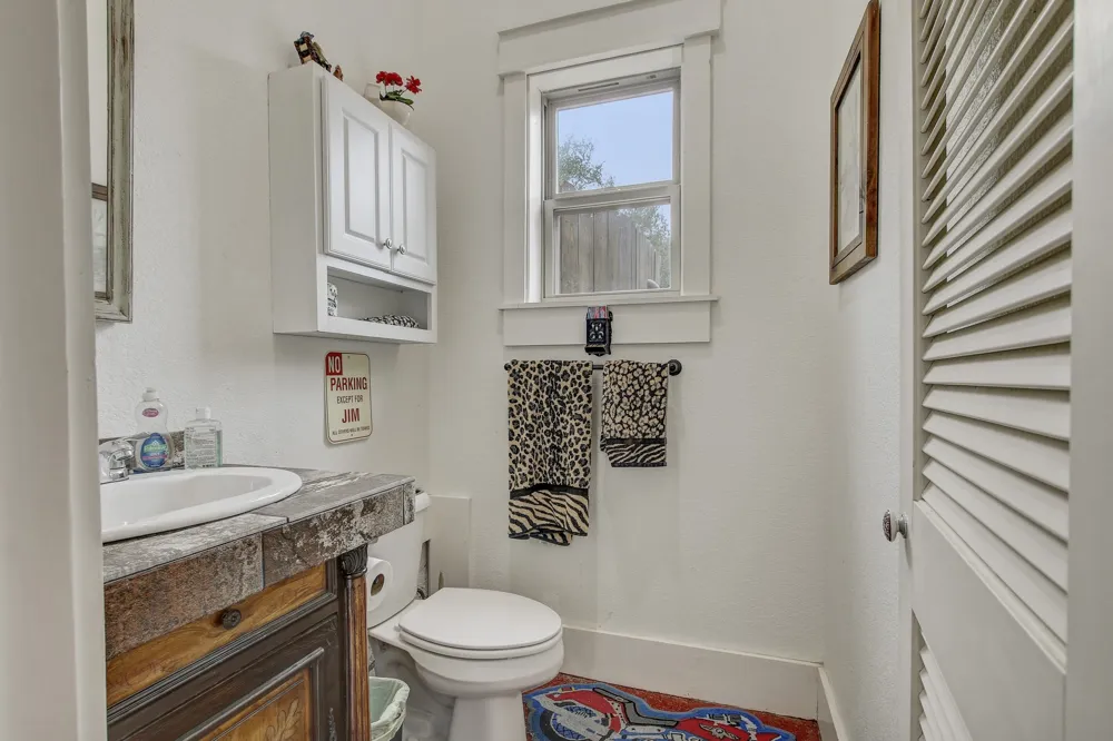 104 Kendall Road Spicewood, TX 78669