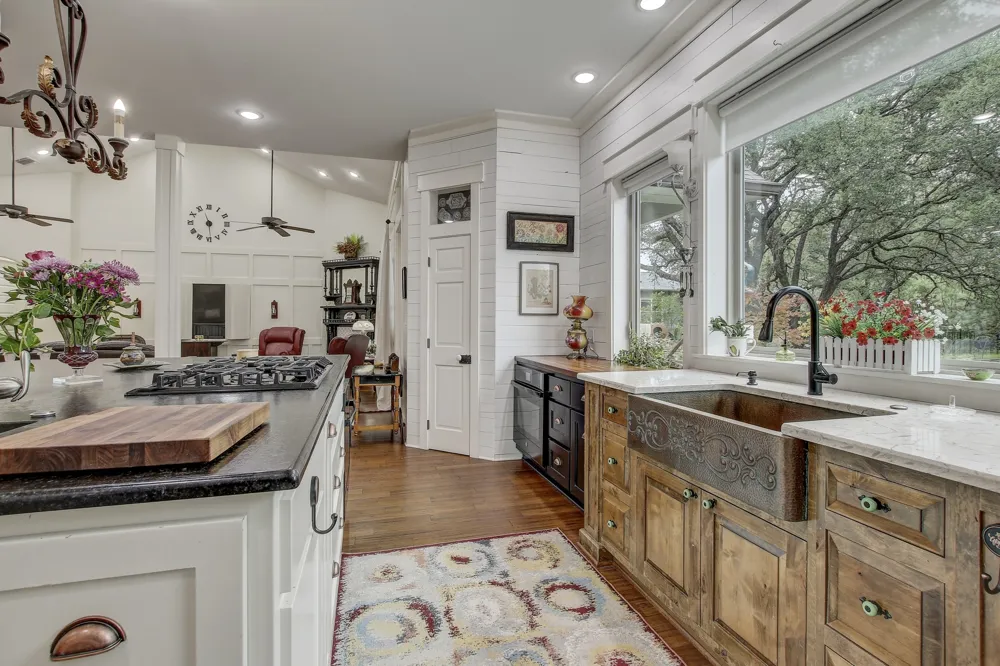 104 Kendall Road Spicewood, TX 78669
