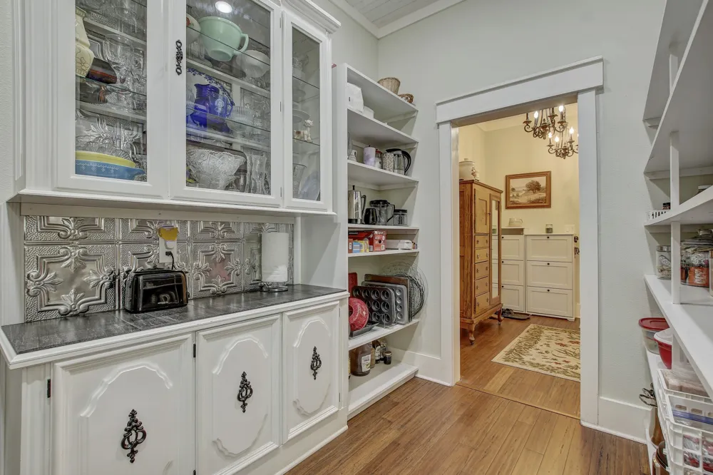 104 Kendall Road Spicewood, TX 78669