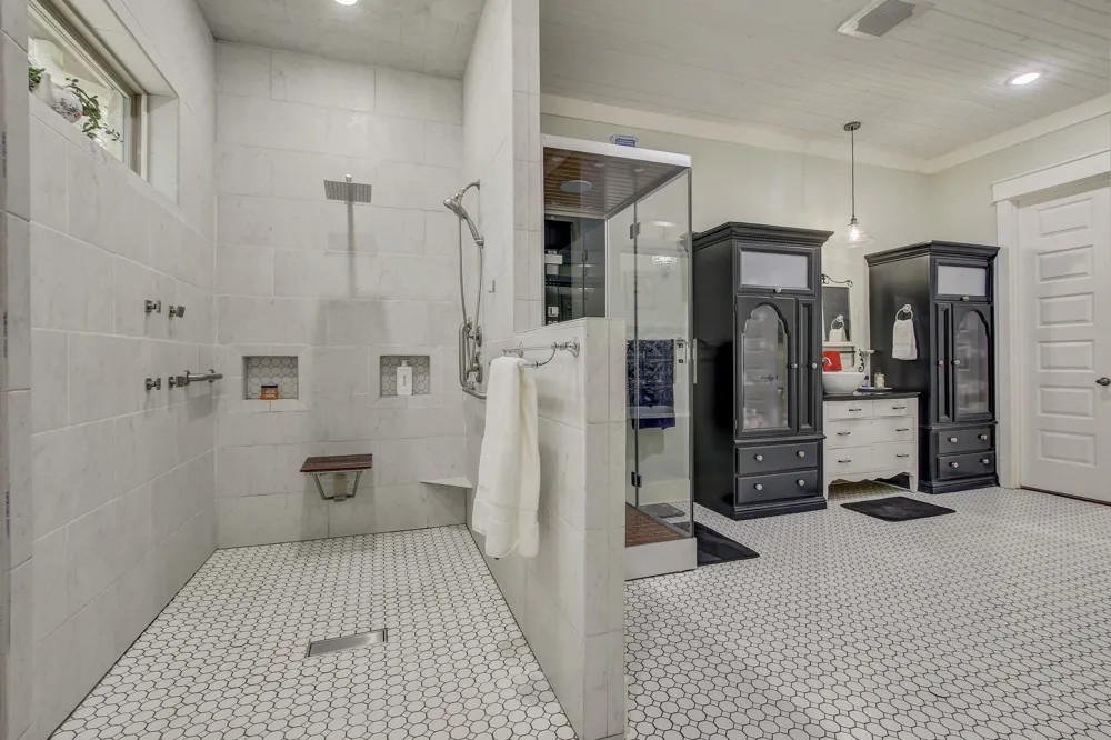104 Kendall Road Spicewood, TX 78669