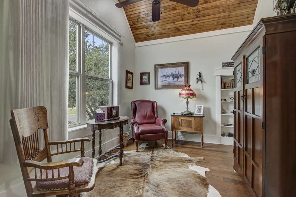 104 Kendall Road Spicewood, TX 78669