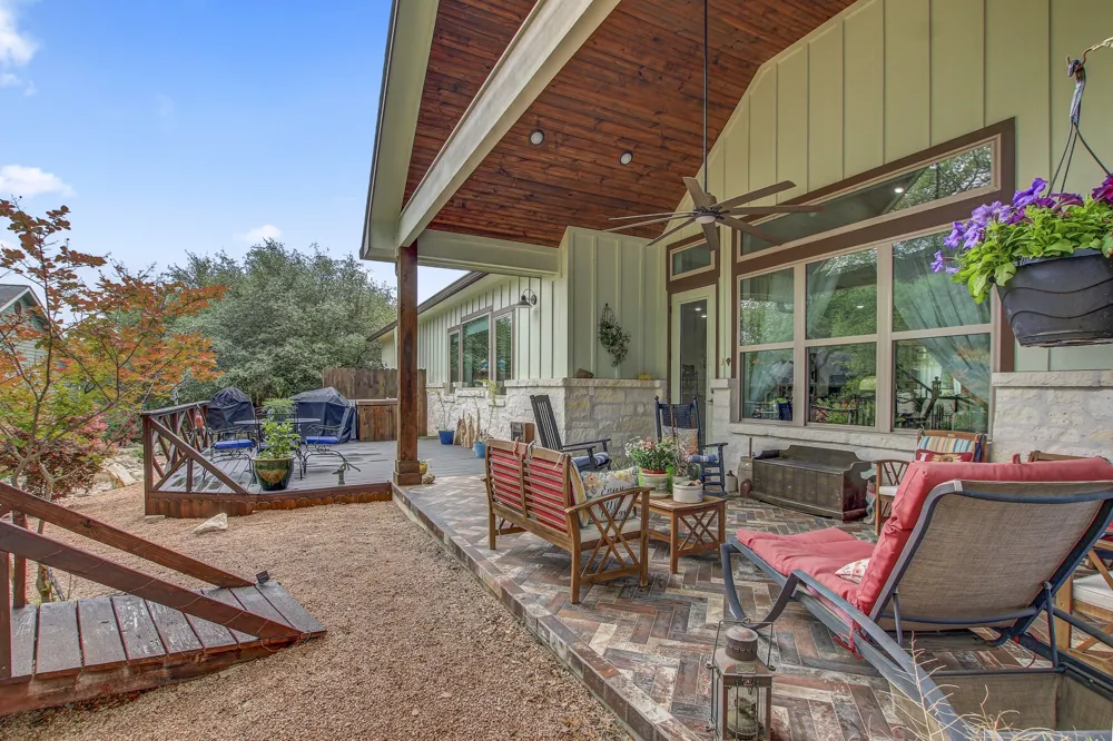 104 Kendall Road Spicewood, TX 78669