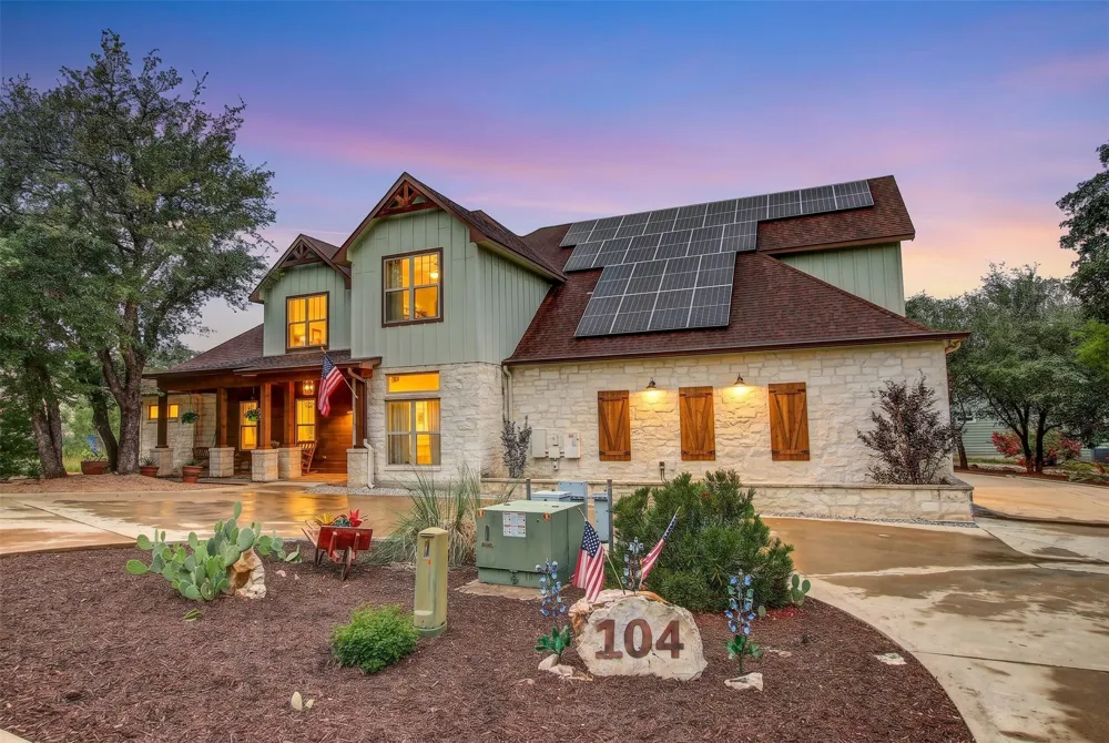 104 Kendall Road Spicewood, TX 78669
