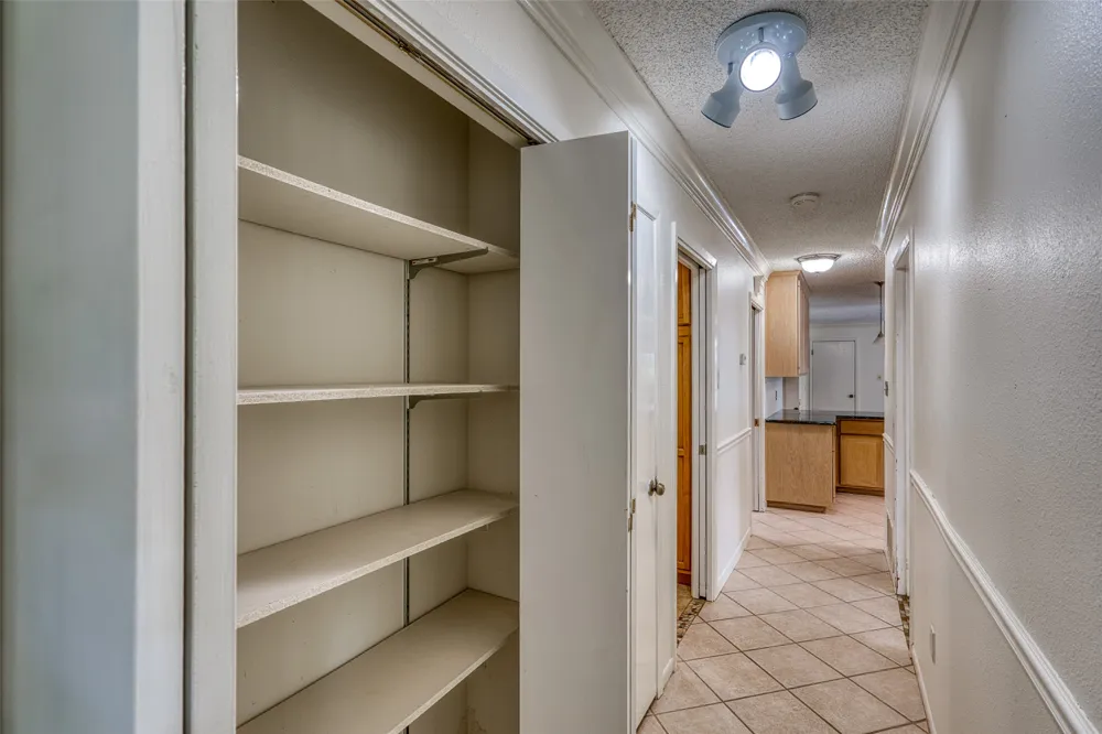 104 Bluebird Lane Highland Haven, TX 78654