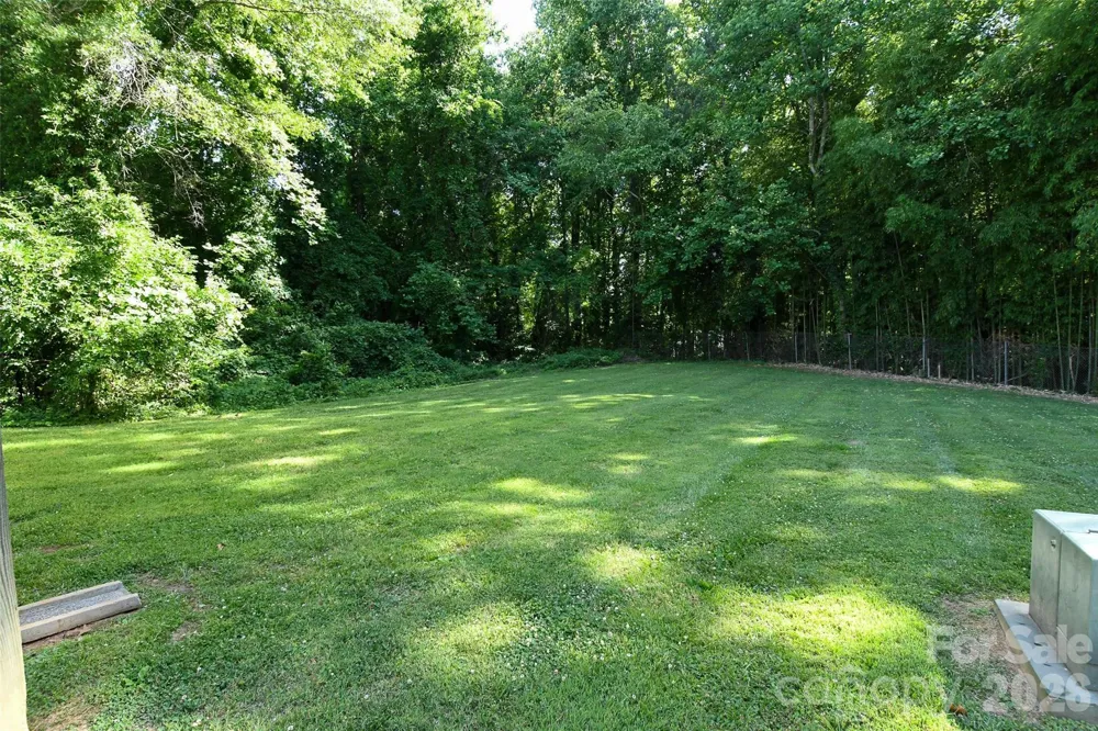1046 Surry Lane Gastonia, NC 28054