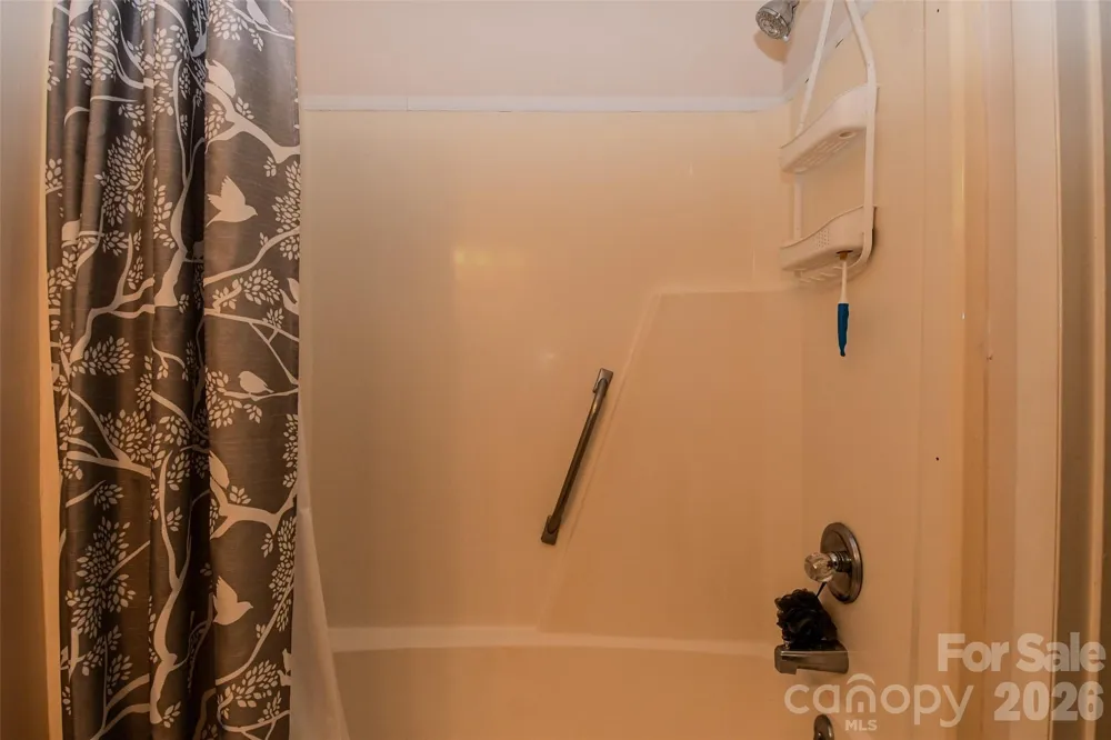 1046 Surry Lane Gastonia, NC 28054