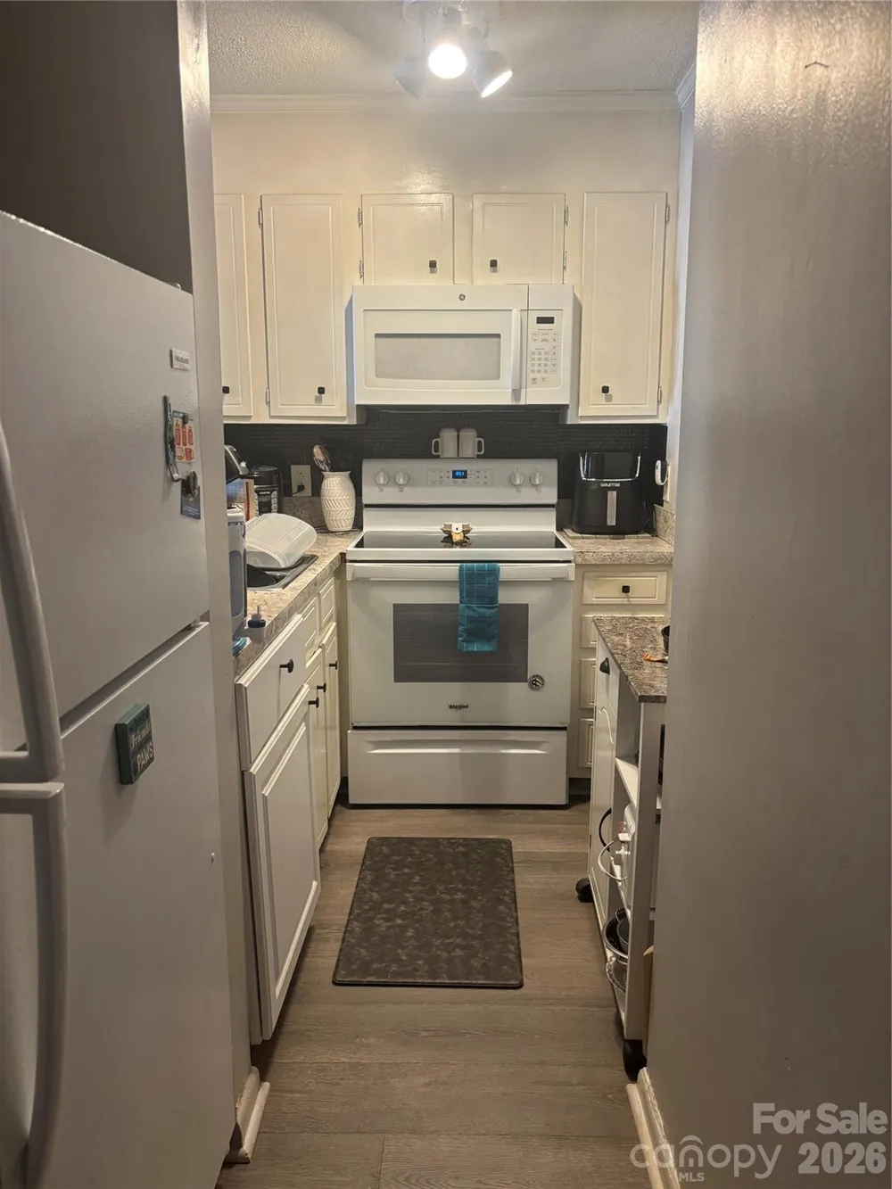 1046 Surry Lane Gastonia, NC 28054
