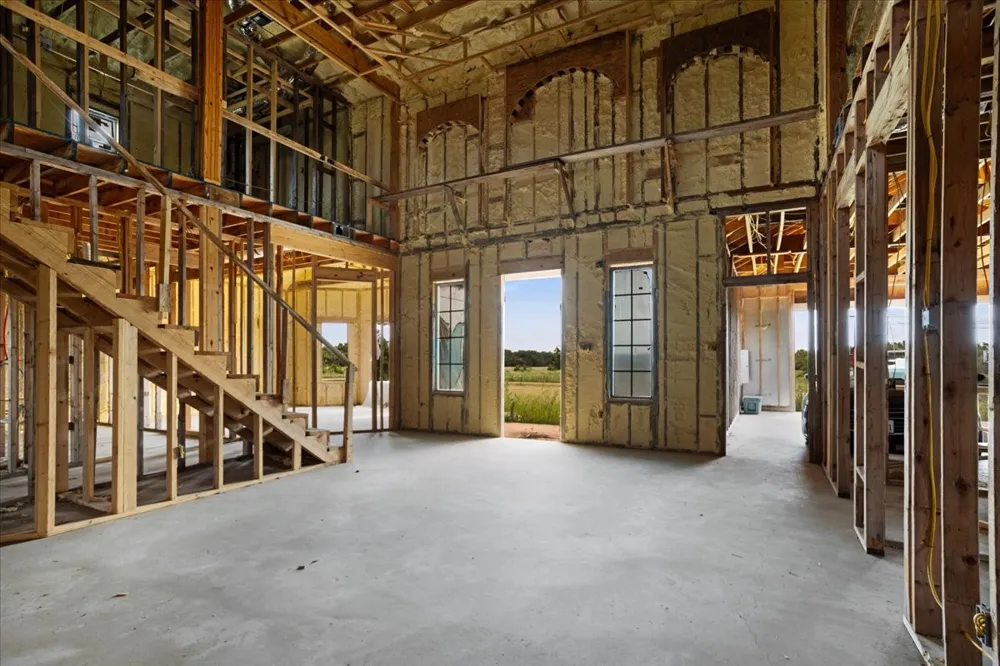 2463 County Road Savoy, TX 75479