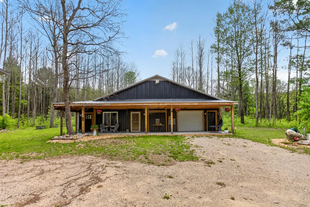 4850 E US Highway 10 Cherry Valley Township, MI 49623
