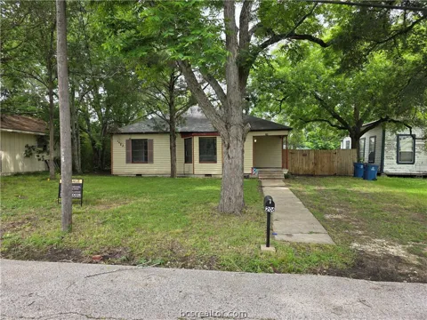 206 Gibbs Street