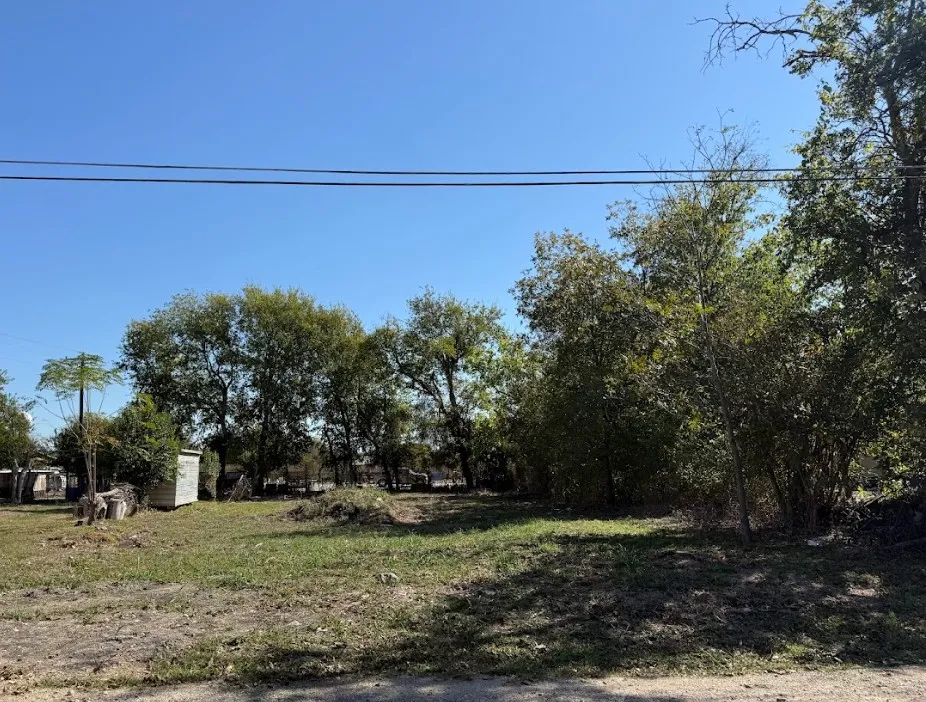 502 S Alamo Street Bartlett, TX 76511