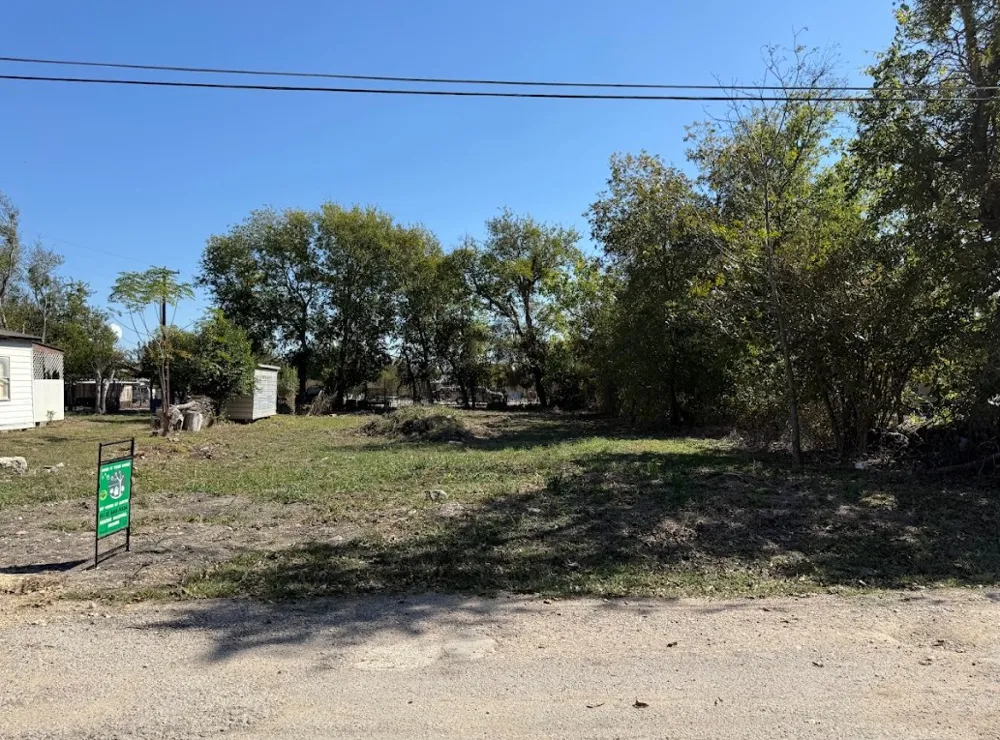 502 S Alamo Street Bartlett, TX 76511