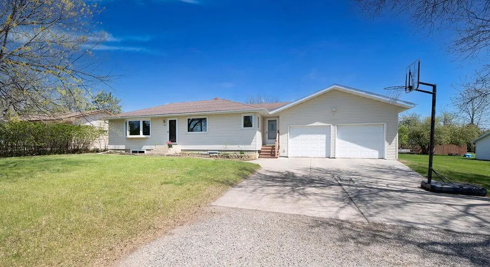 403 Richwood Road Detroit Lakes, MN 56501