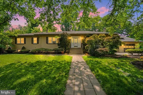 4 ORCHARD AVENUE