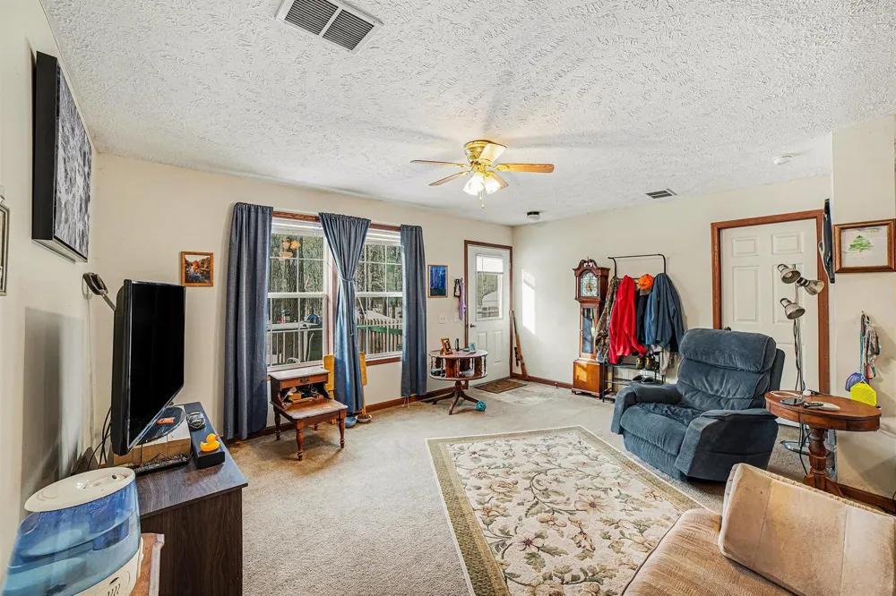 2738 Lakeshore Drive Secord Township, MI 48624