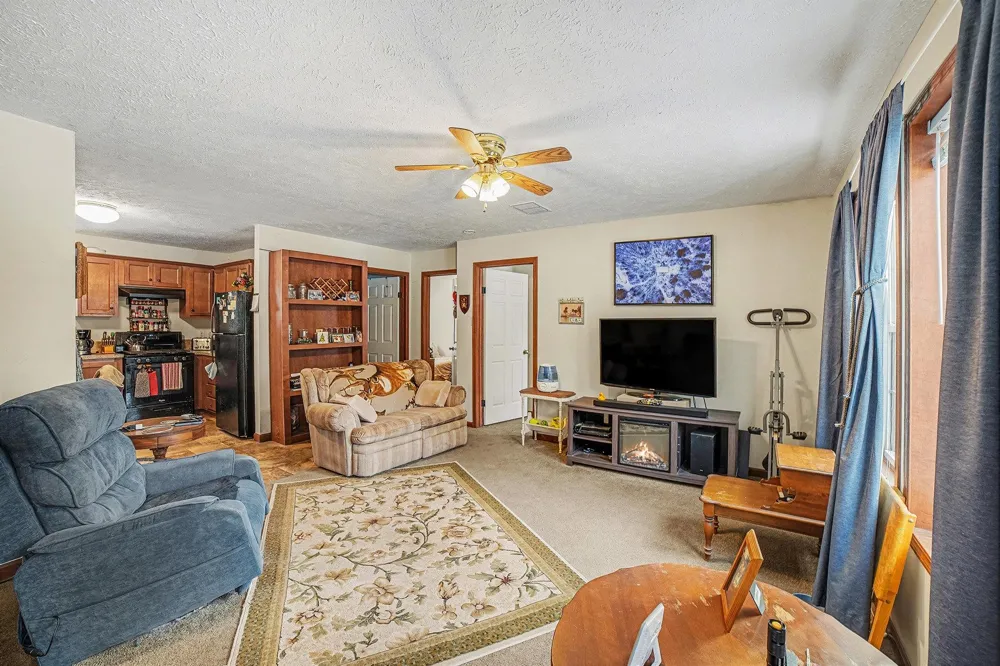 2738 Lakeshore Drive Secord Township, MI 48624
