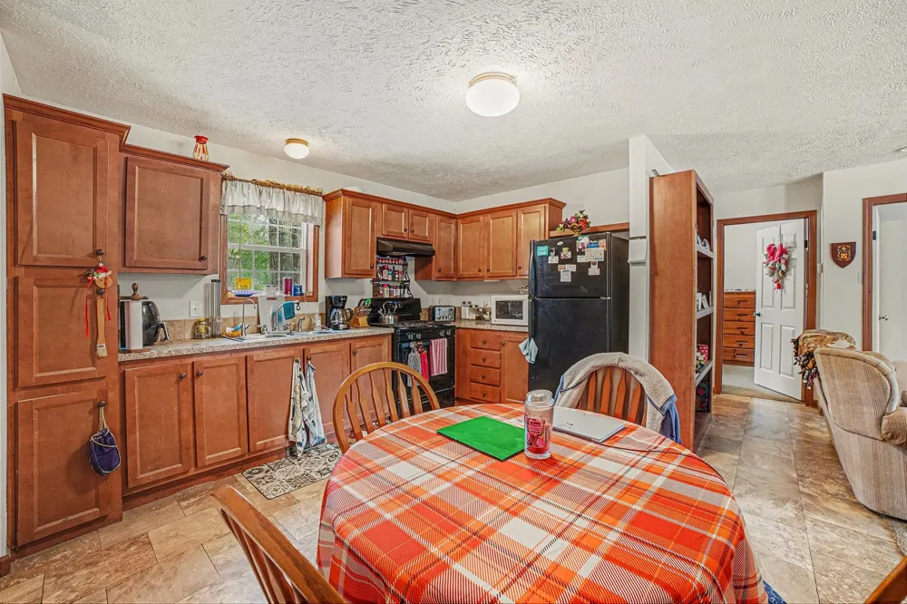 2738 Lakeshore Drive Secord Township, MI 48624