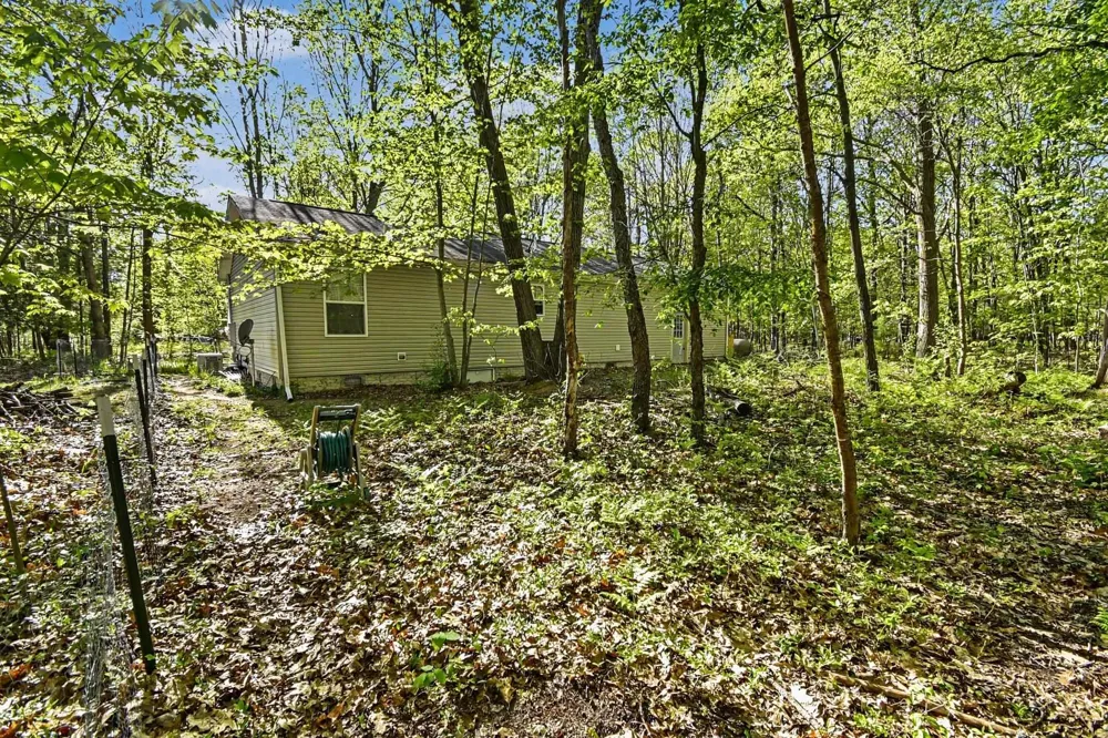 2738 Lakeshore Drive Secord Township, MI 48624