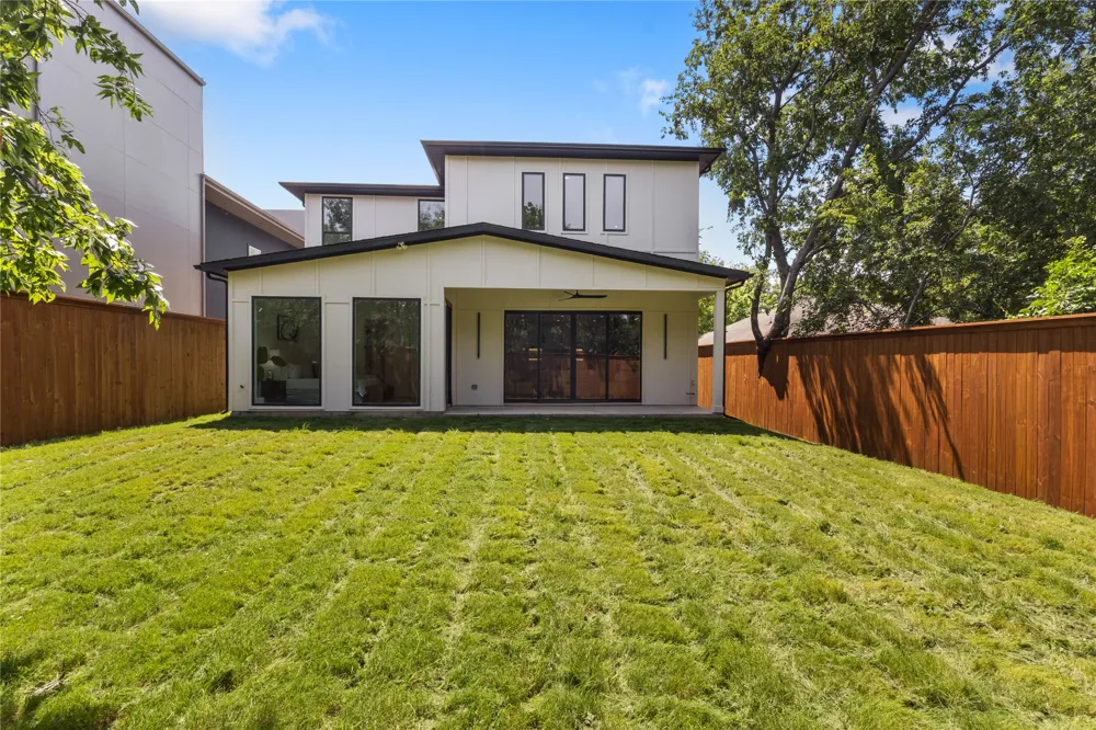 3440 Crossman Avenue Dallas, TX 75212