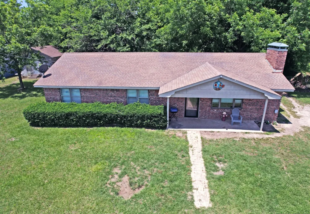 258 County Road 3199 Winnsboro, TX 75494