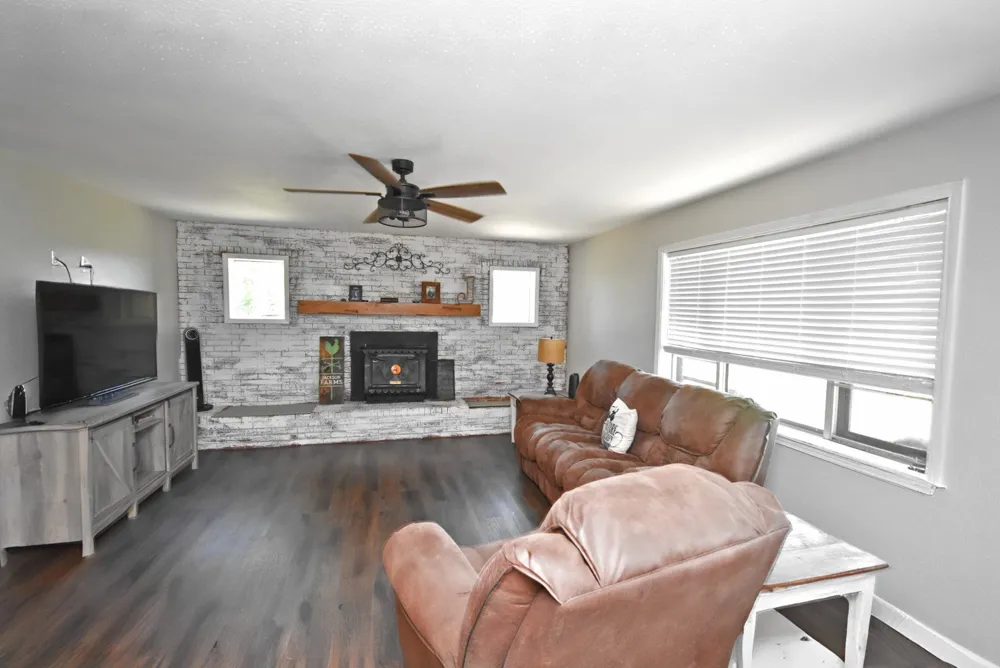 258 County Road 3199 Winnsboro, TX 75494