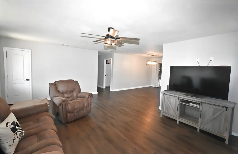 258 County Road 3199 Winnsboro, TX 75494